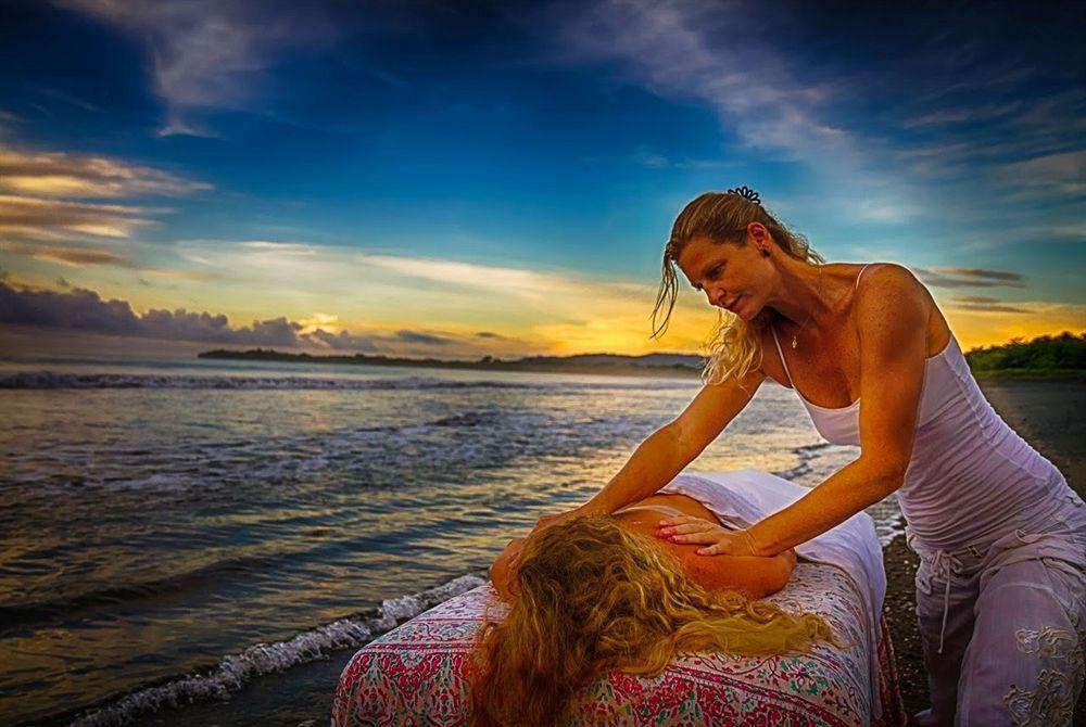 Iguana Lodge Beach Resort Puerto Jiménez Dış mekan fotoğraf
